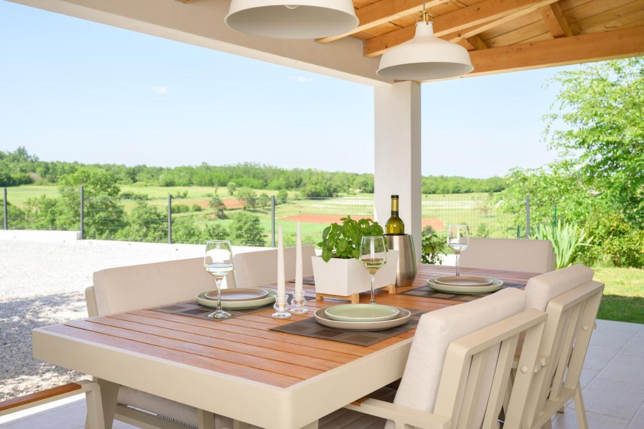 Holiday home Country Retreat Visnjan